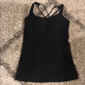 Lululemon black top